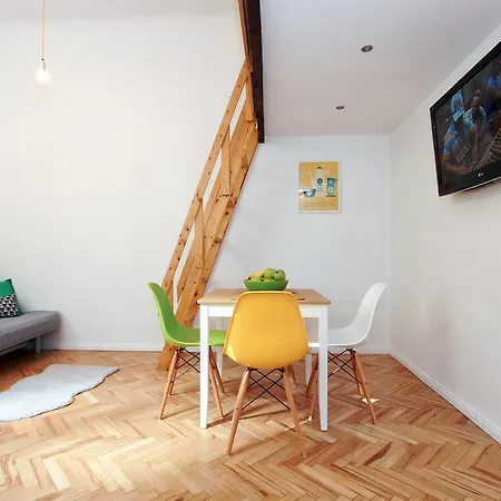 Mystay Apartament Chmielna