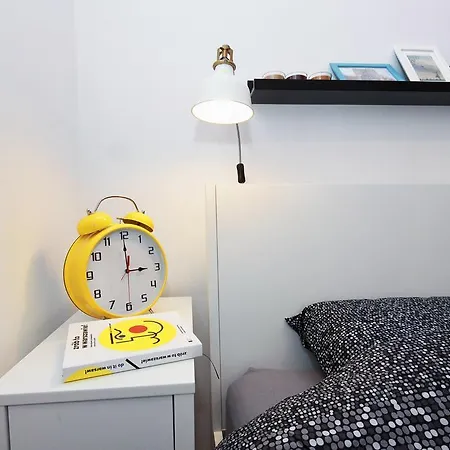 Апартаменты Mystay Apartament Chmielna Варшава