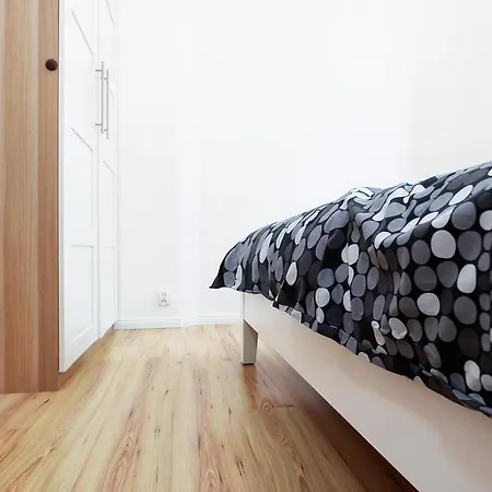 Mystay Apartament Chmielna Апартаменты